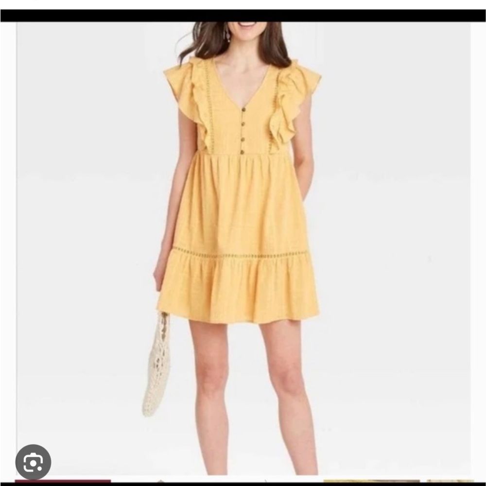 YellowSpring dress size large.